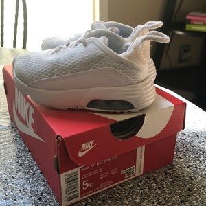 Nike 2090 toddler shoes